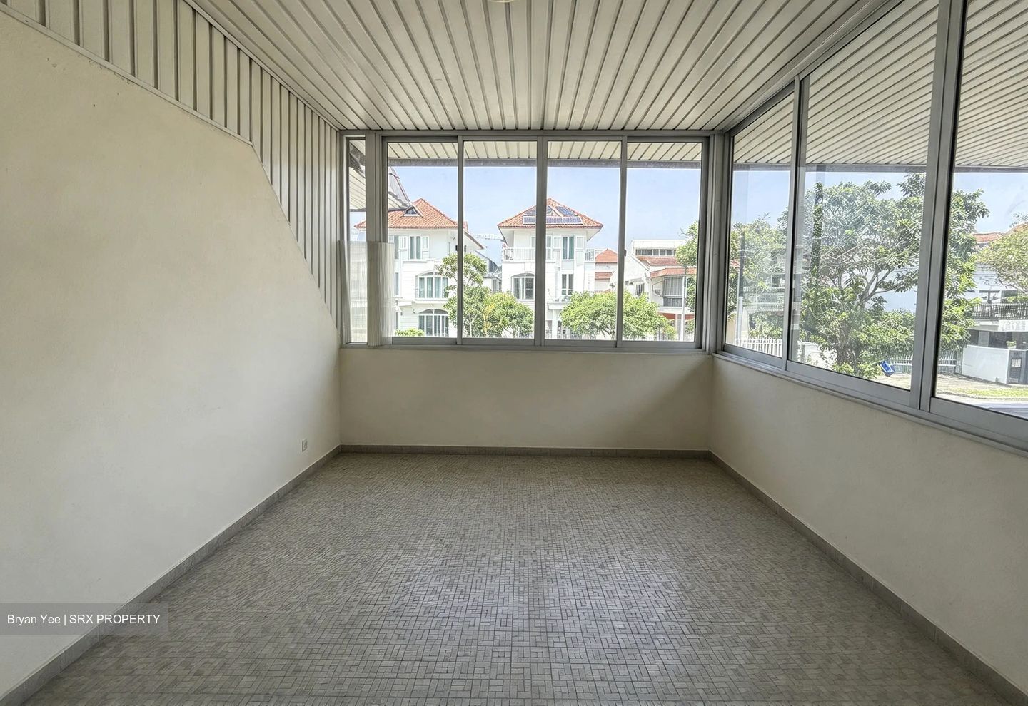 Jalan Senang (D14), Terrace #626638141